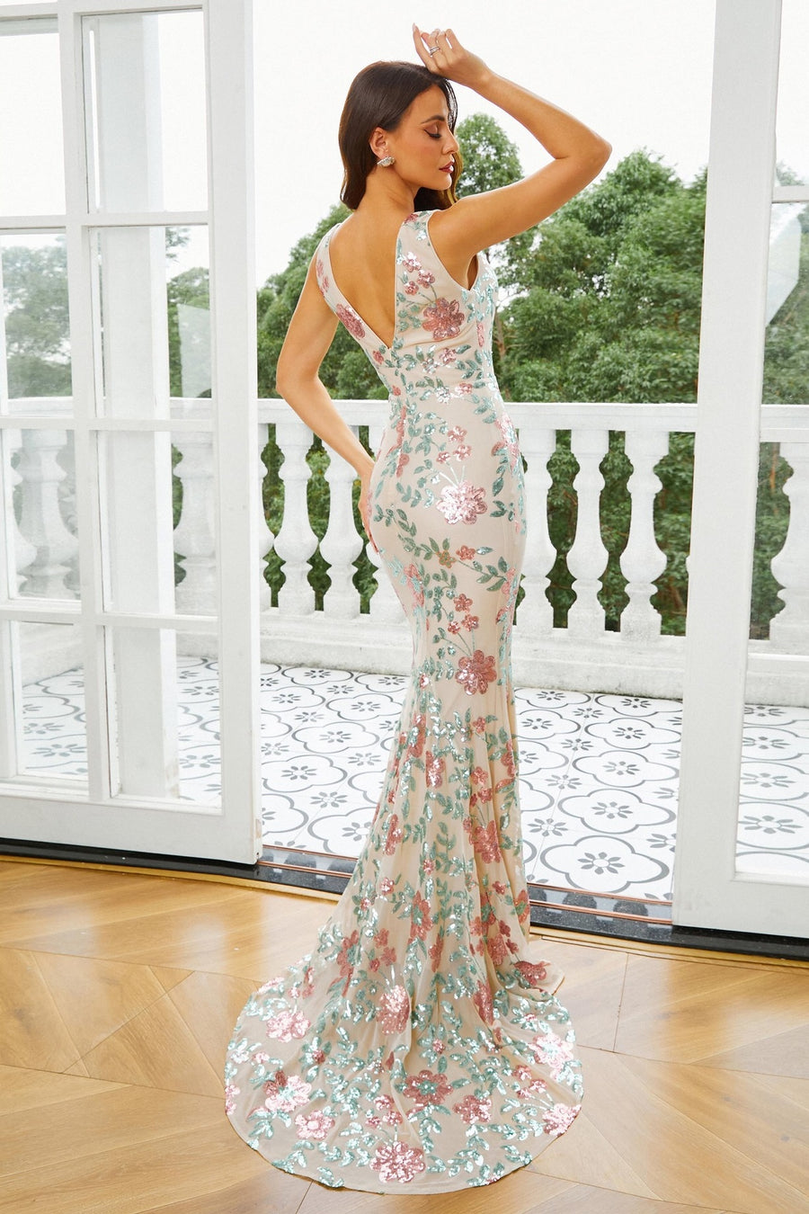 V-Neck Sleeveless Mermaid Sequin Floral Party Prom Dress