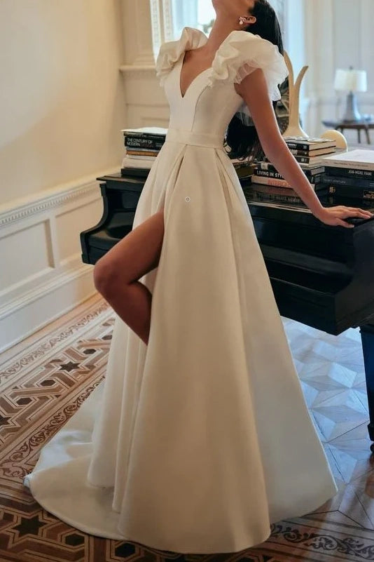 V-Neck Sleeveless Satin A-Line With Slit Wedding Dress Ivory / US 14 V-Neck Sleeveless Satin A-Line With Slit Wedding Dress Ivory / US 14