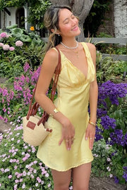 V-Neck Sleeveless Sheath Yellow Mini Homecoming Dress