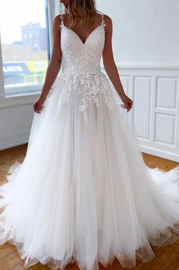 V-Neck Spaghetti Straps Lace Appliques Boho Wedding Dress