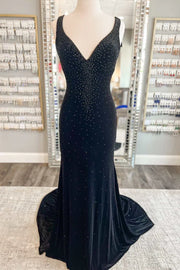 Velvet Trumpet V-Neck Sleeveless Beaded With Train Prom Dress