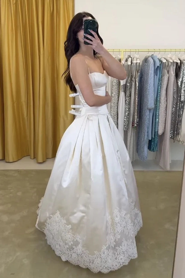 White Sweetheart  A-Line Satin Party Prom Dress With Lace Appliques