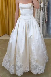 White Sweetheart  A-Line Satin Party Prom Dress With Lace Appliques