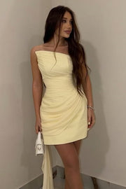 Yellow Chiffon Fitted Strapless Ruched Empire Homecoming Dress