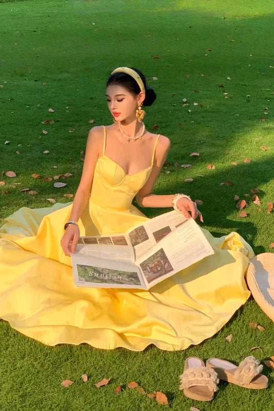 Yellow Satin A-Line Spaghetti Straps Empire Holiday Prom Dress