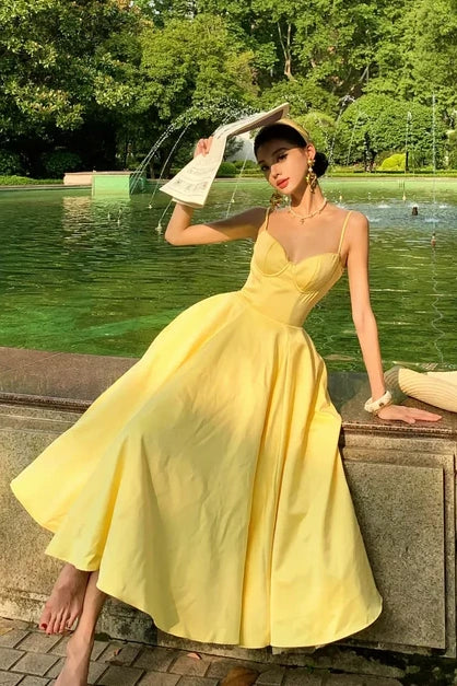 Yellow Satin A-Line Spaghetti Straps Empire Holiday Prom Dress