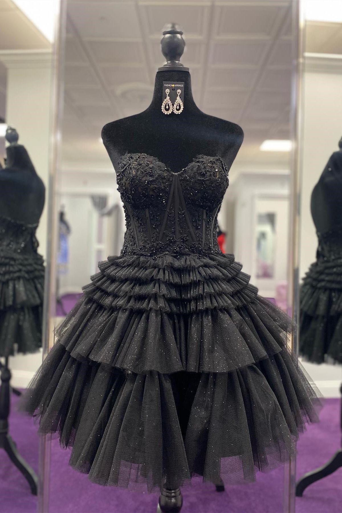 Red Strapless Appliques A-line Multi-Layers Homecoming Dress