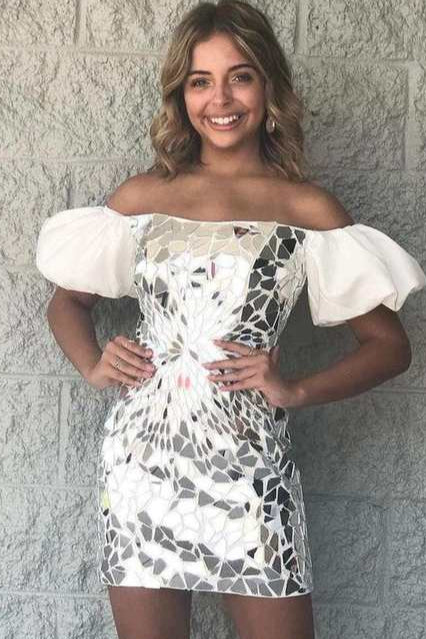 Black Cut Glass Mirror Puff-Sleeve Short Homecoming Dress