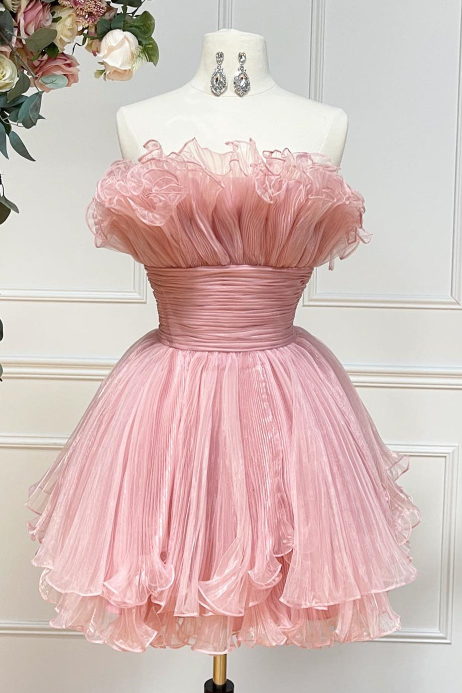 Pink Ruffled A-line Multi-Layers Strapless Tulle Homecoming Dress