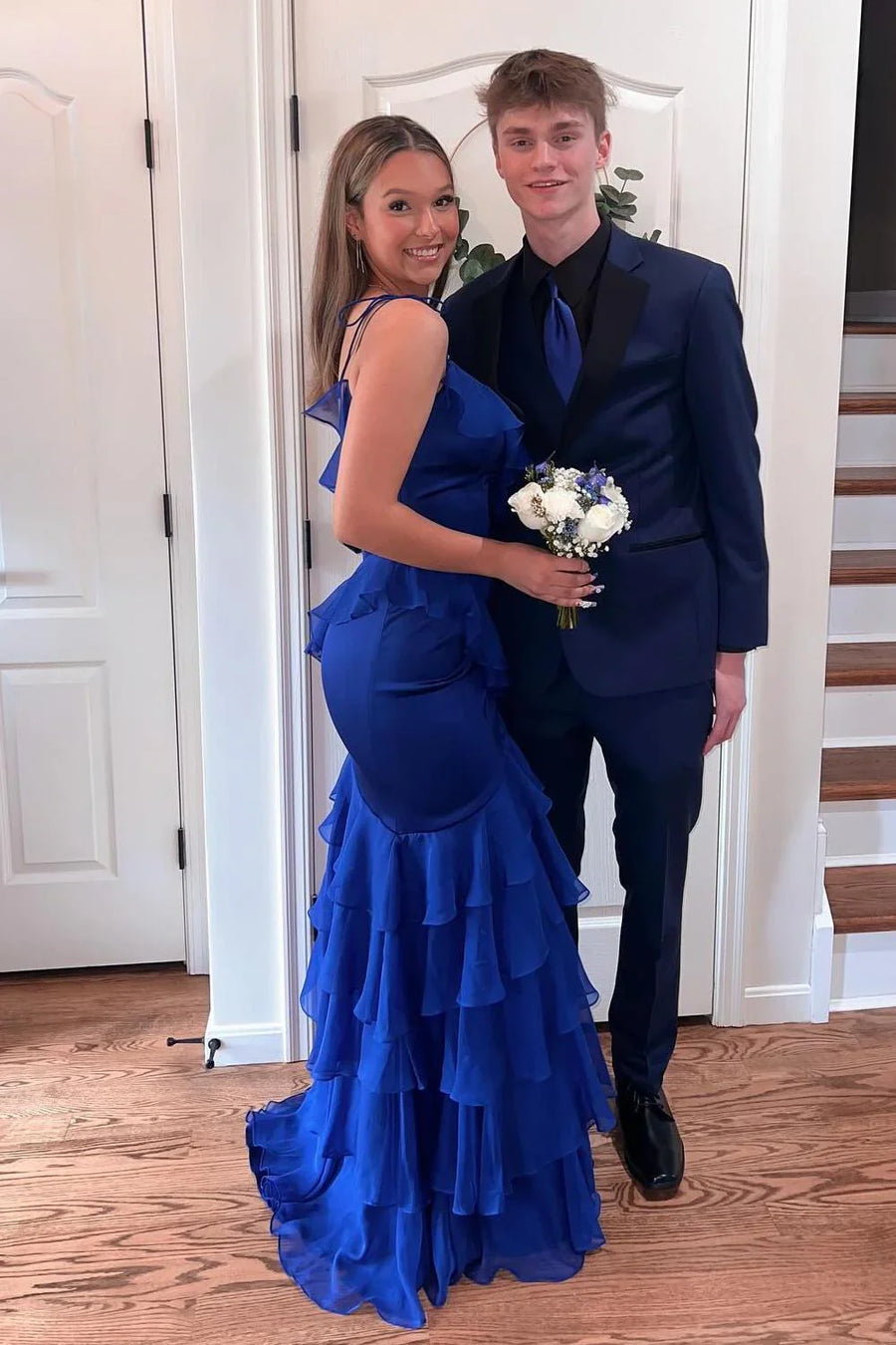 V-Neck Sleeveless Empire Two Tone Ruffled Party Dress