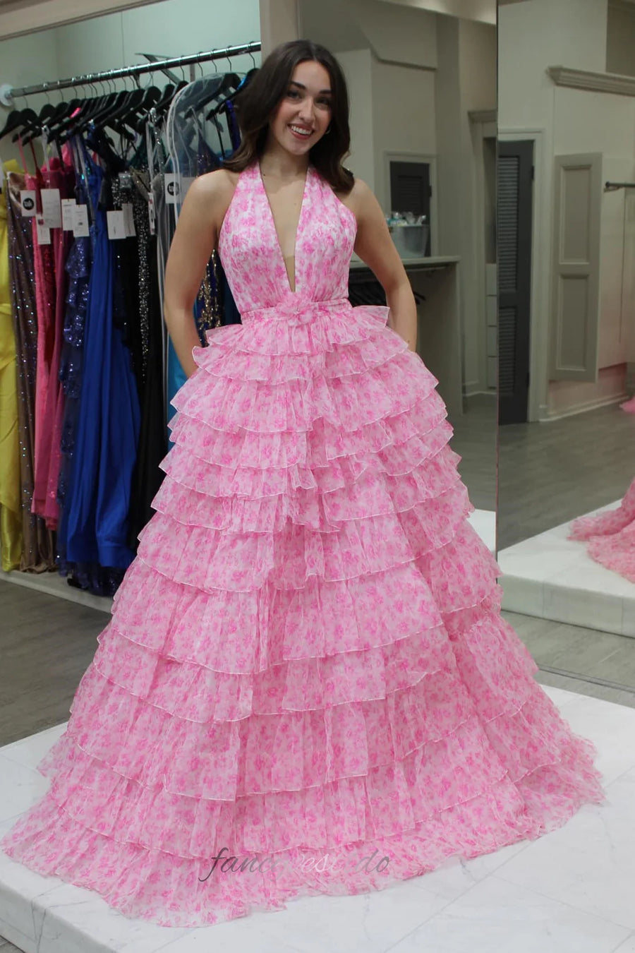 V-Neck Halter Backless Empire Tulle A-Line Tiered Party Prom Dress