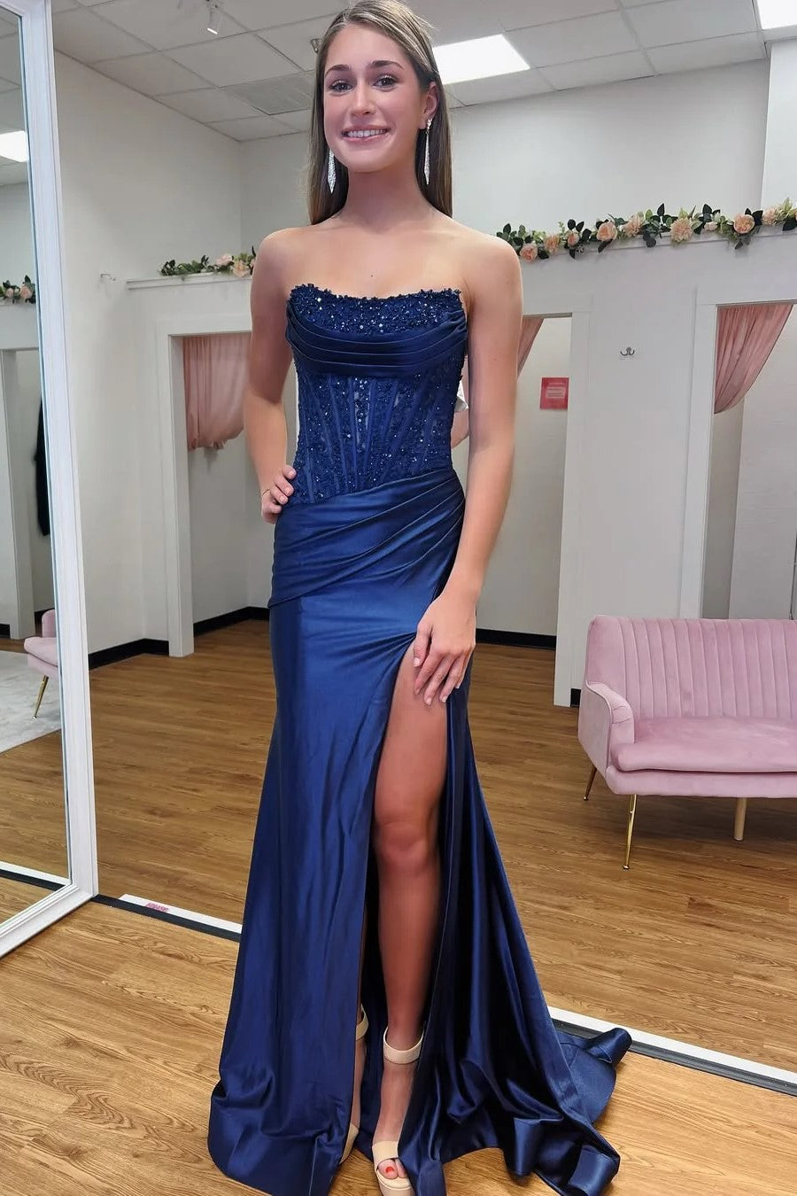 Bateau Strapless Lace Appliques Mermaid Party Prom Dress