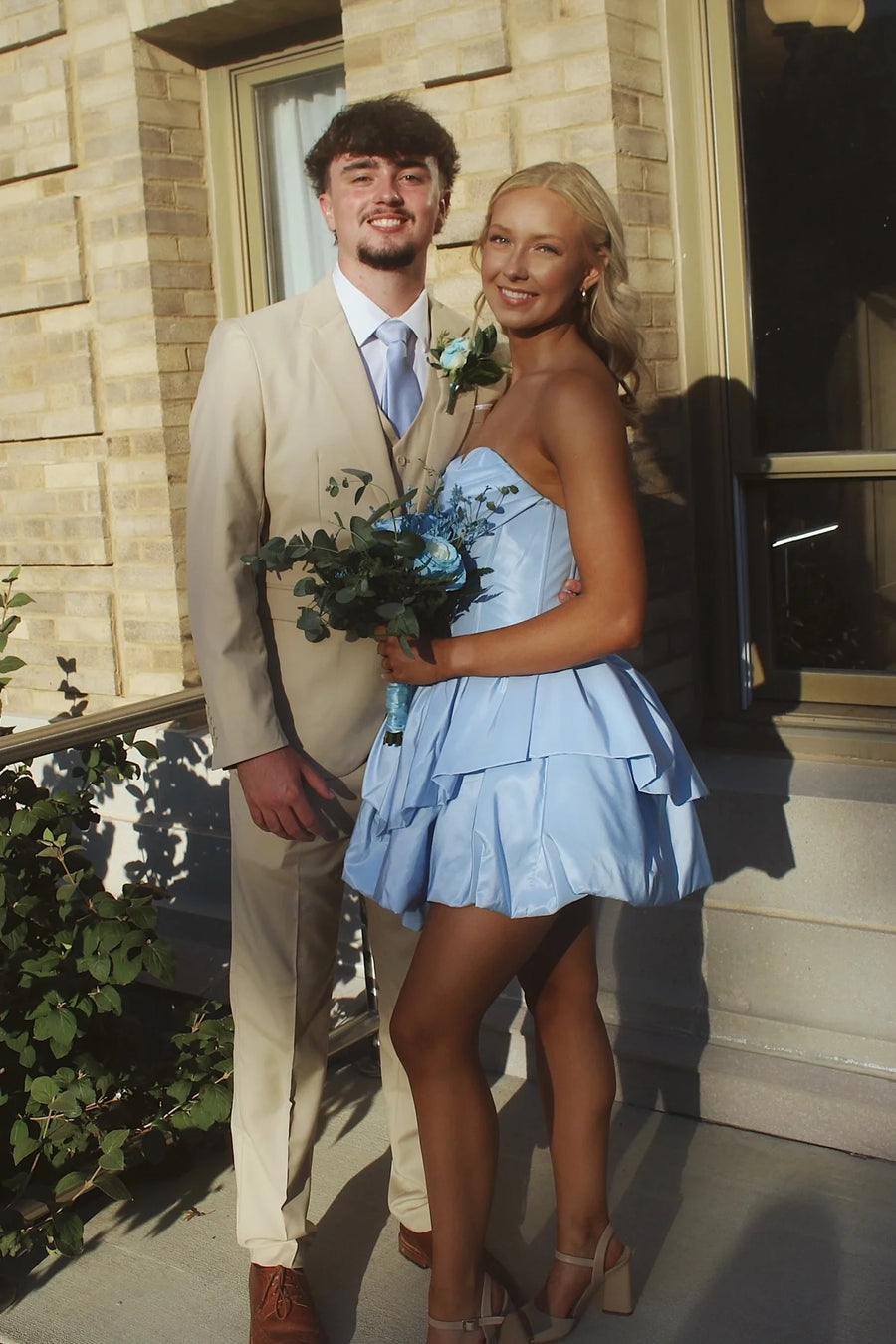 Chic A-Line Sweetheart Strapless Tiered Party Homecoming Dress