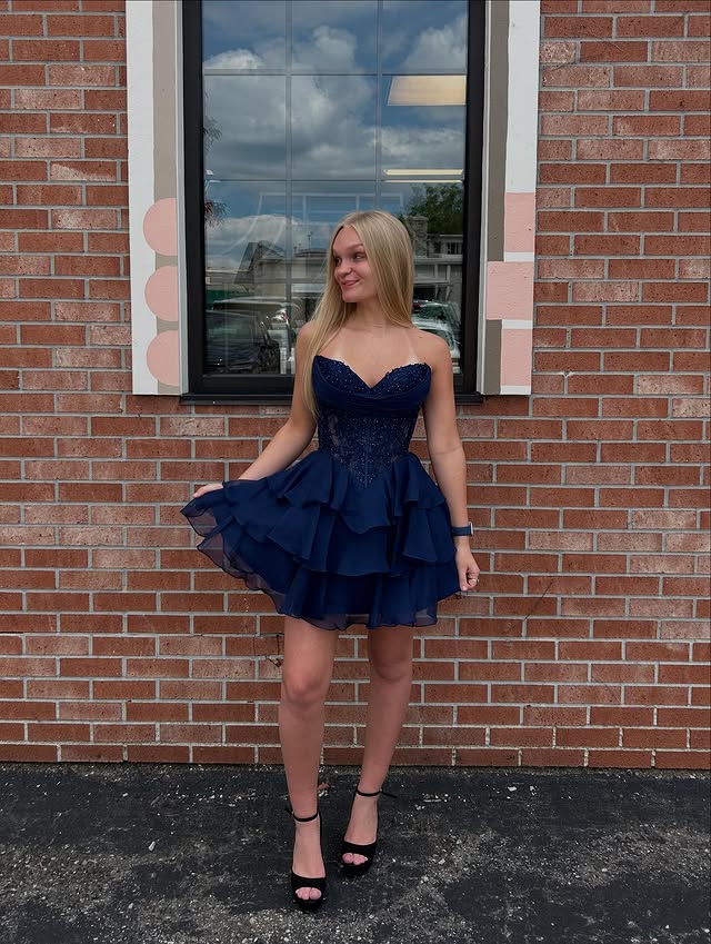 Hot Sweetheart  Empire A-Line Two Tone Tiered Homecoming Dress