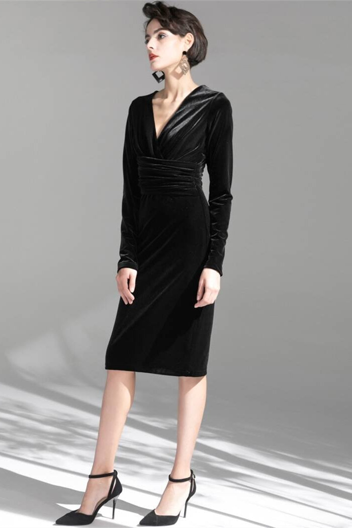 Long Sleeves Black Velvet Knee Length Dress