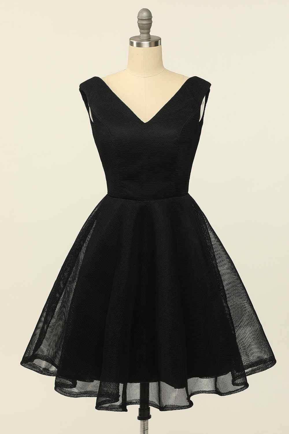 Black A-line V Neck Sleeveless Lace-Up Back Tulle Mini Homecoming Dress