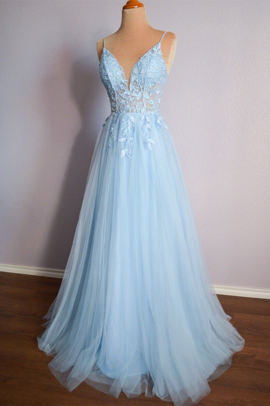 Sky Blue A-linen V-Neckline Sheer Tulle Spaghetti Straps Lace Long Prom Dress