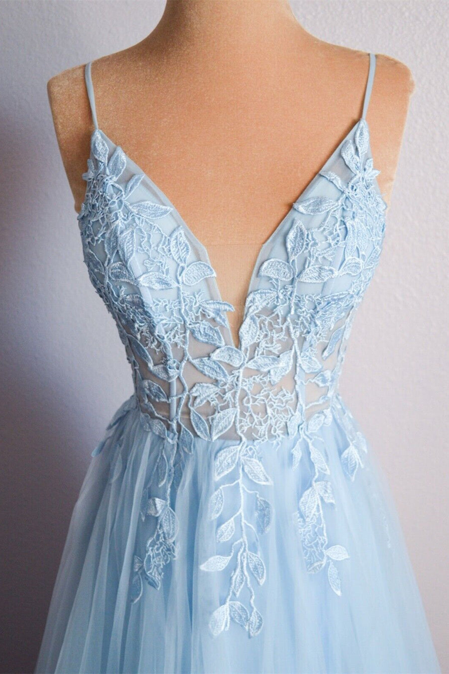 Sky Blue A-linen V-Neckline Sheer Tulle Spaghetti Straps Lace Long Prom Dress