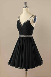 Black A-line Double Straps Pleated Beaded Chiffon Mini Homecoming Dress