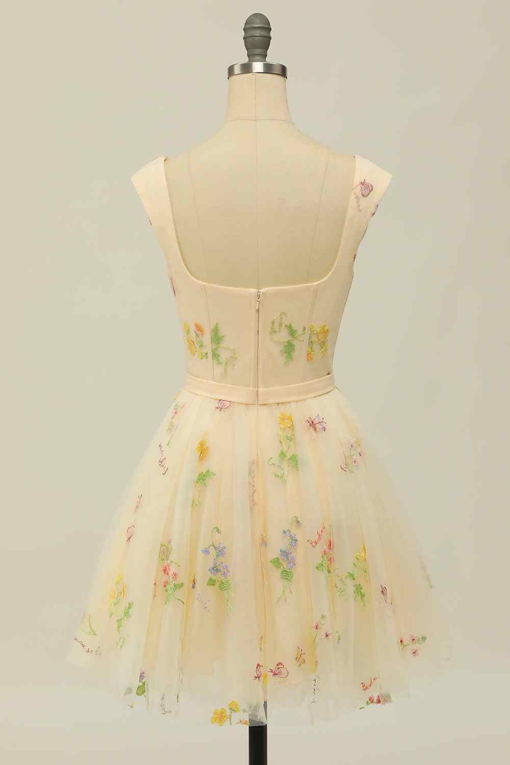 Champagne A-line Cap Sleeves Applique Mini Homecoming Dress