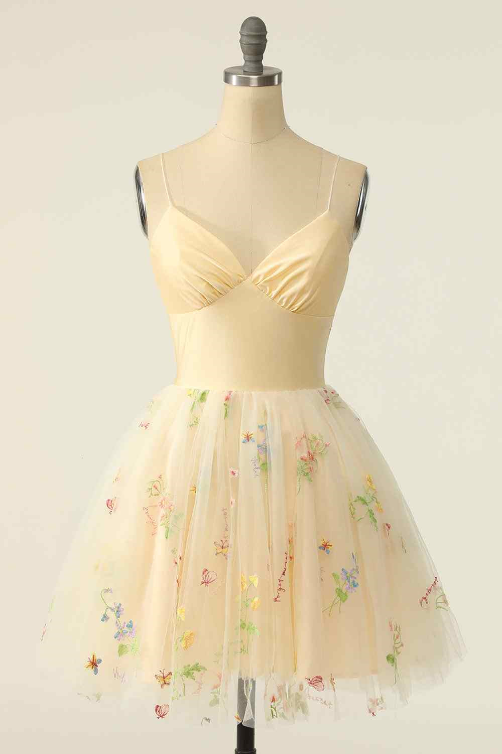 Light Yellow A-line Spaghetti Straps Appliques Tulle Mini Homecoming Dress