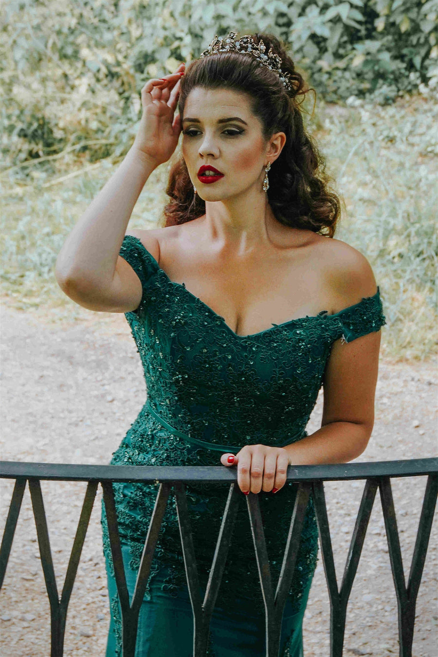 Mermaid Off-Shoulder Empire Lace Party Prom Dress