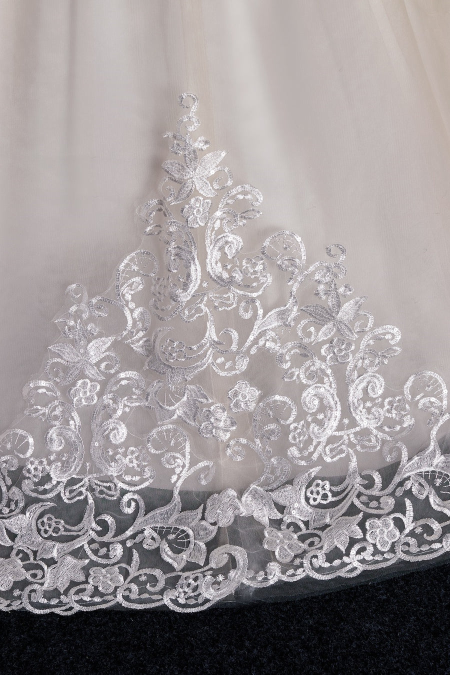 Ivory Long Sleeves Tulle Lace Long Flower Girl Dress