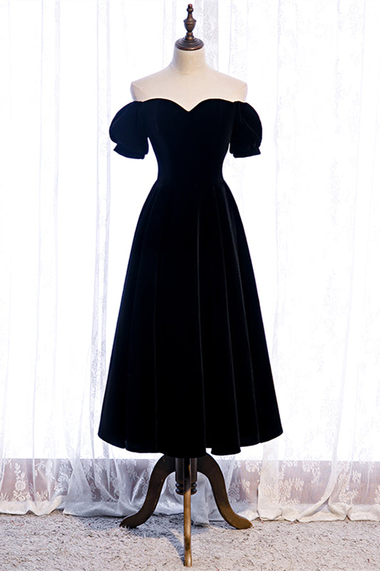 Black Off-the-Shoulder Puff Sleeves Sweetheart Velvet Midi Formal Dress