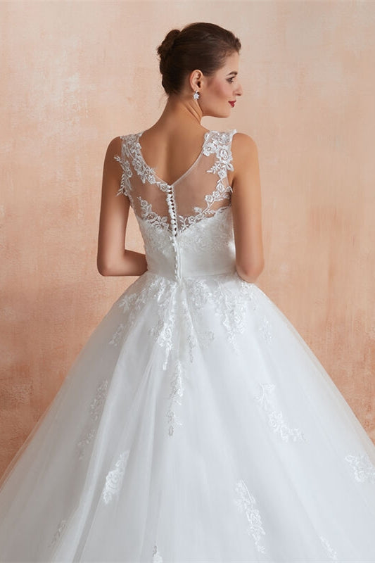 Modest White Tulle Long Wedding Dress With Lace Embroidery