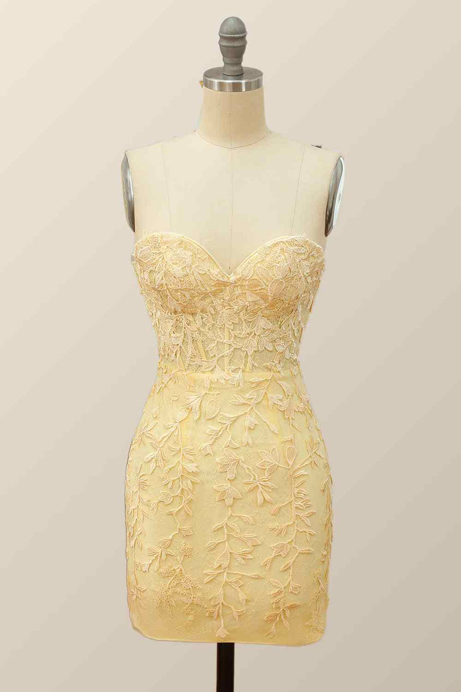 Light Yellow Sheath Strapless Lace-Up Back Applique Mini Homecoming Dress